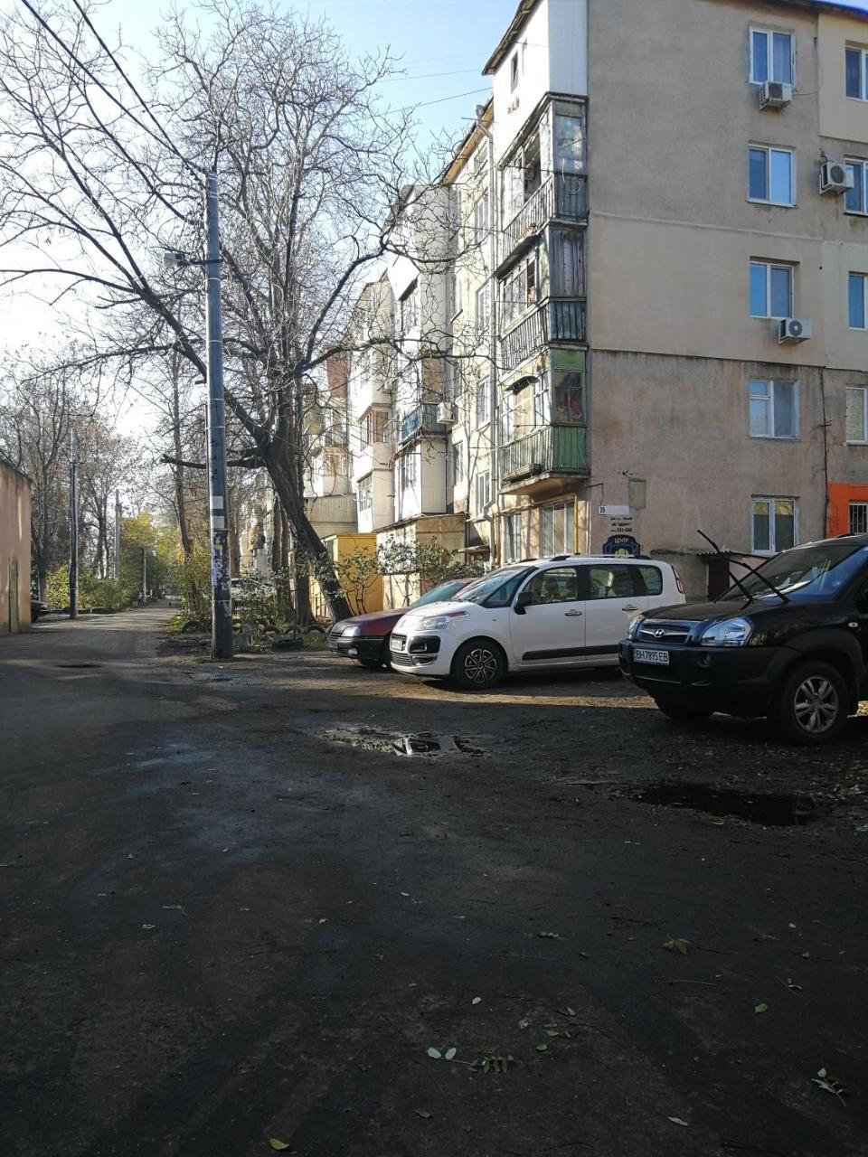 Апартаменты На Ивана И Юрия Лип Odesa Exterior photo
